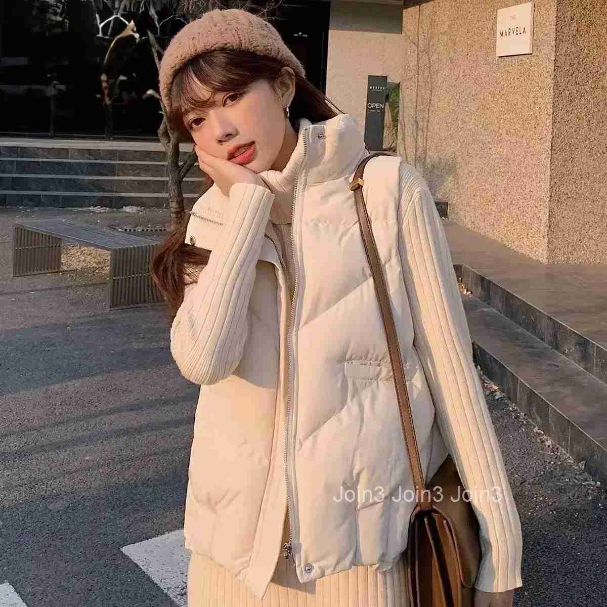 Womens Vests Short Zipper Half Winter Clothing Demi-season Lady Padded Cotton Giletes Trend 2025 Insulated Korean Style Casual