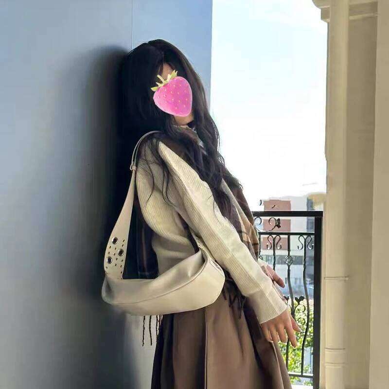 Women's Bags Designer Custom Initials Crescent Bags For Women Designer Handbag Purses New In PU Oil Wax Rivet Wide Strap Underarm Shoulder