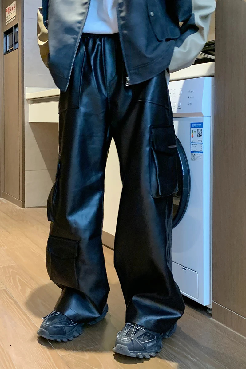 Mens Leather Pants Motorcycle Cargo Pants Multi-Pockets Black PU Pants Men Elastic Waist Mopping Trousers All-match Windproof 250612