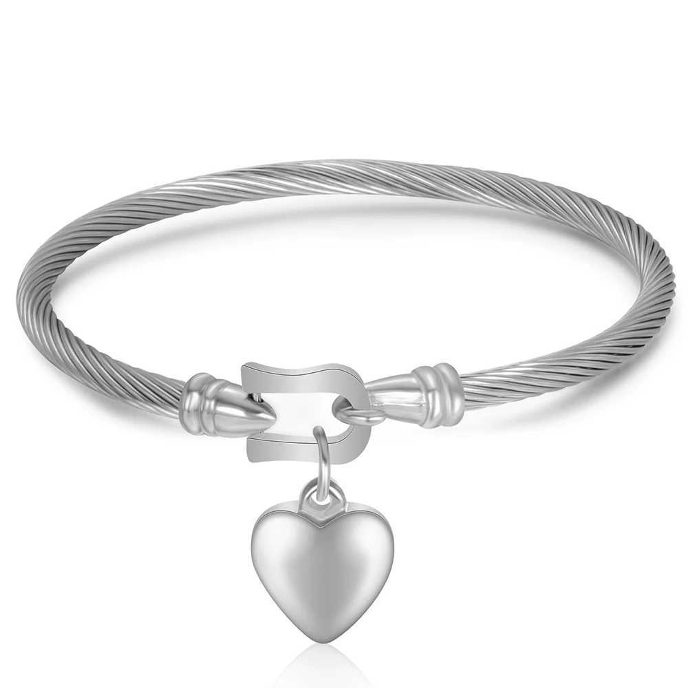 Customizable Bangle Stainless Steel Heart Open Charm For Women Exquisite Jewelry Friendship Gift Z250616