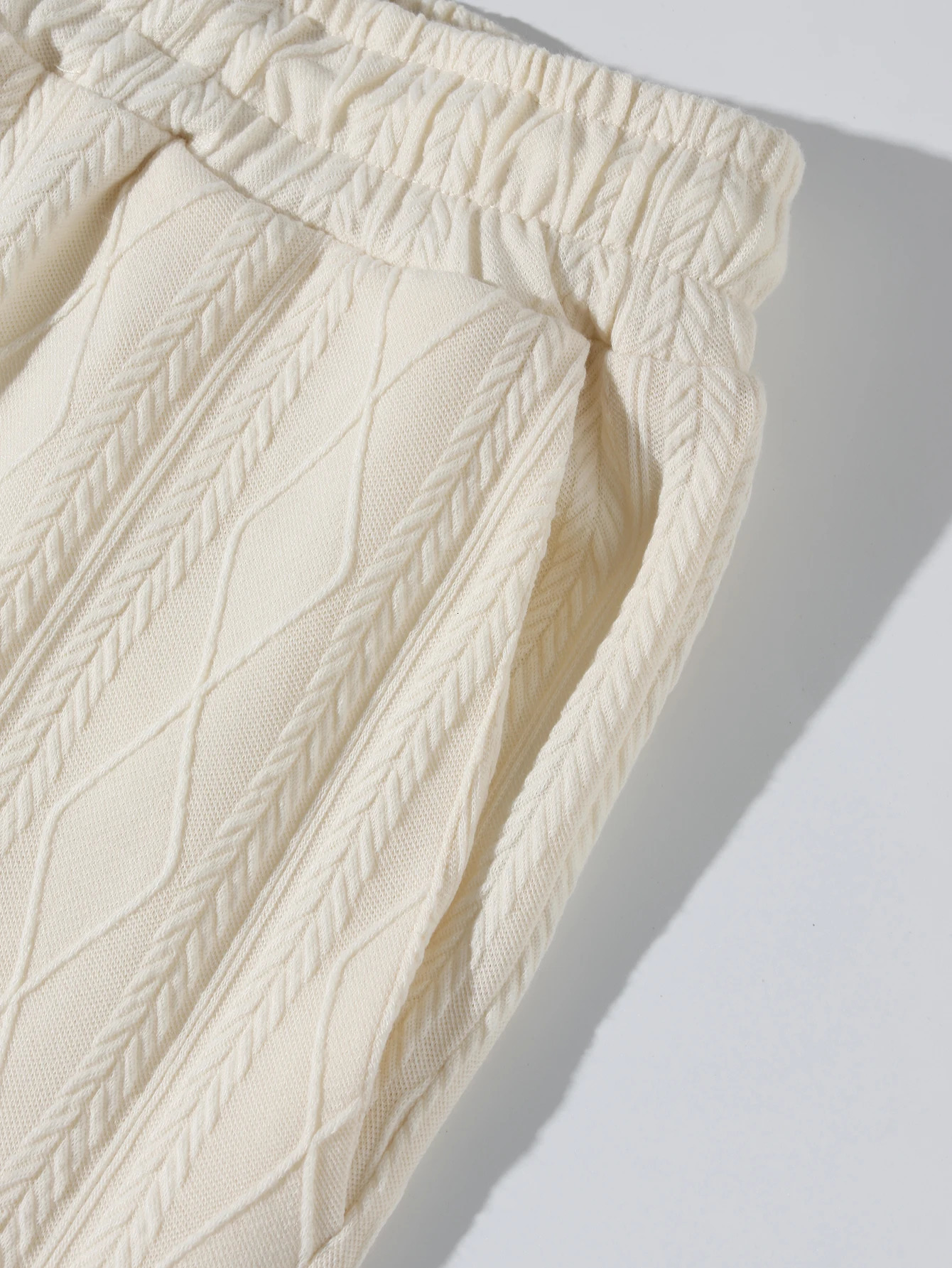 Mens Summer Fashion Casual Sports round Neck Short Sleeve T Shirt And Five Quarter Pants Set Breathable Trendy Teenage Wear 250612