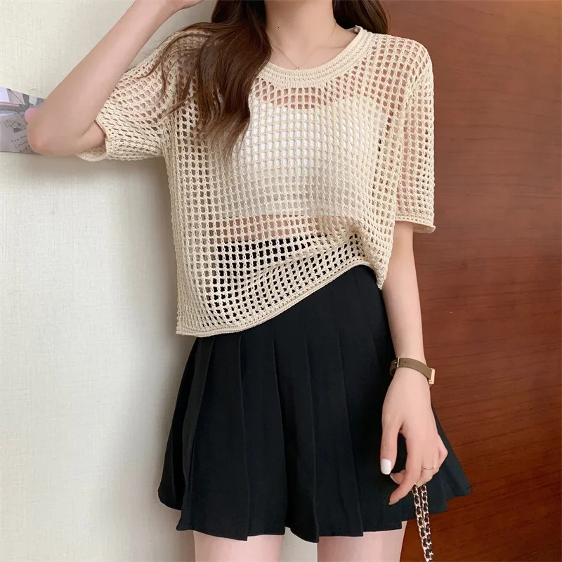 Casual Women Beach Slim Tops O-Neck Summer Sexy Hollow Out Knitting Shirt Women Chic Short Sleeved Knit T-shirt 250614