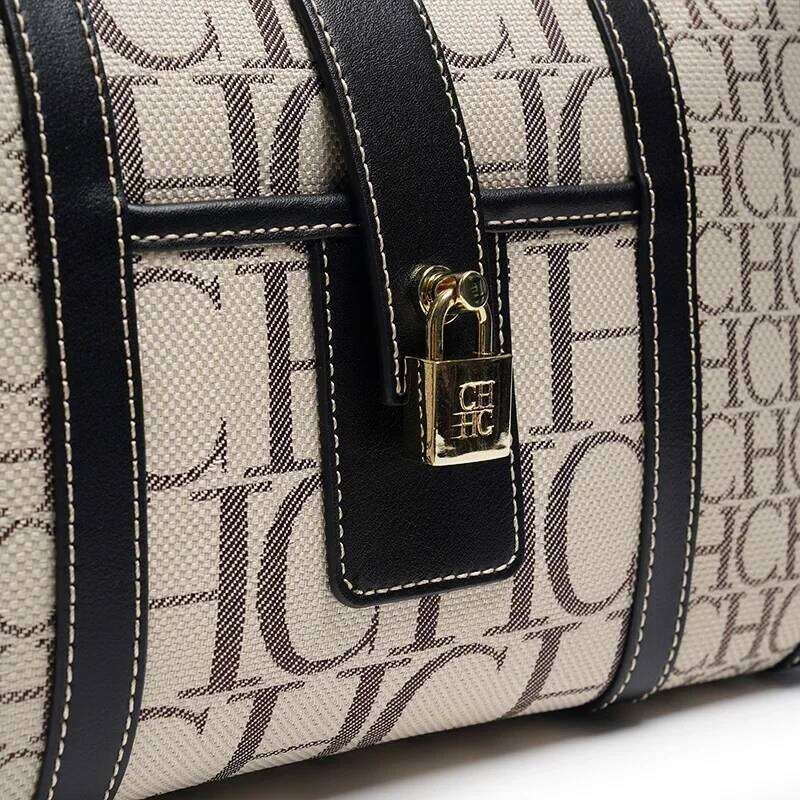 Hot Selling CH Trendy Letter Designer Model Vintage Solid Color Handbag Printed Ladies Chain New Classic Women's Bag