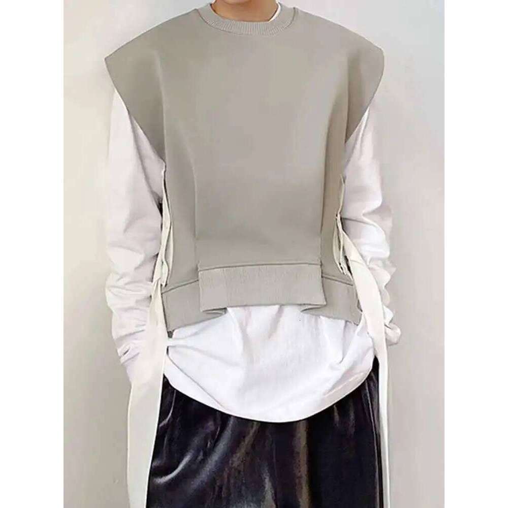 EAM Gray Ribbon Big Size Irregular Casual Vest Loose Women New Round Neck Sleeveless Fashion Tide Spring Autumn 2025 1Dh5219