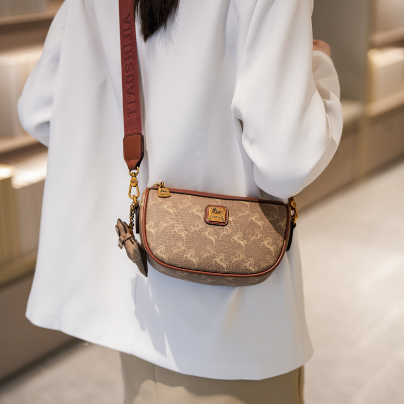 designer High-end Wide Shoulder Strap Pillow Bag for Women 2025 New Printed Dumpling Bag Versatile Shoulder Bag Crossbody Bag