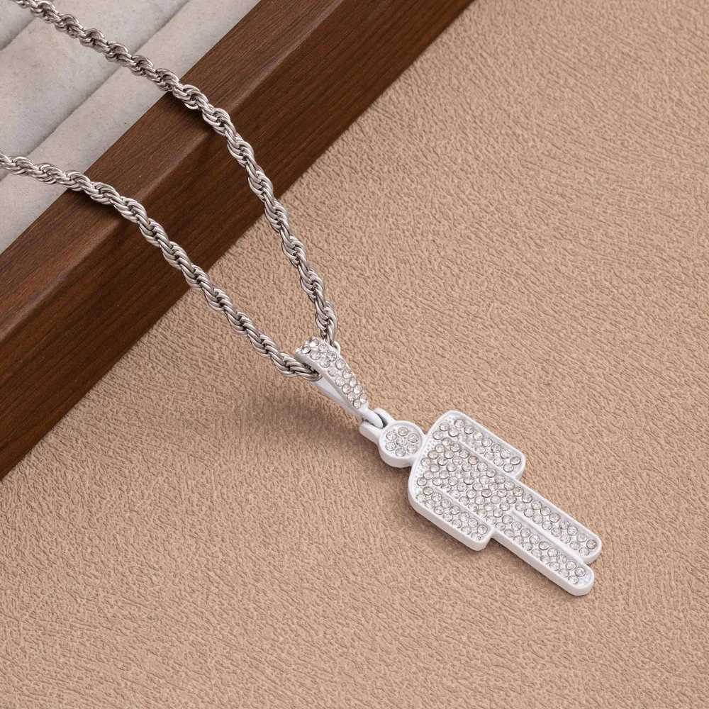 New Arrival Fashionable Luxury Cartoon Off-Center Rhinestone Pendant Necklace Trendy Hip Hop Unisex Pendants Gemstone Lock Chain V250616