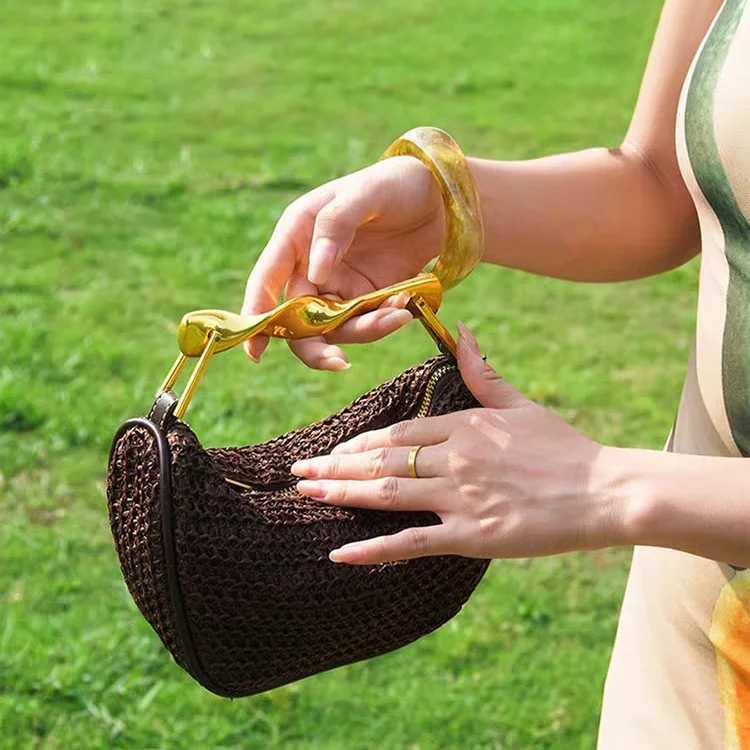 Brand Womens Clutch Bag Metal Handle Mini Crossbody Chain Zipper Braided Bag Exquisite Hand-woven Purse Half-moon Beach Bags XJ2520616