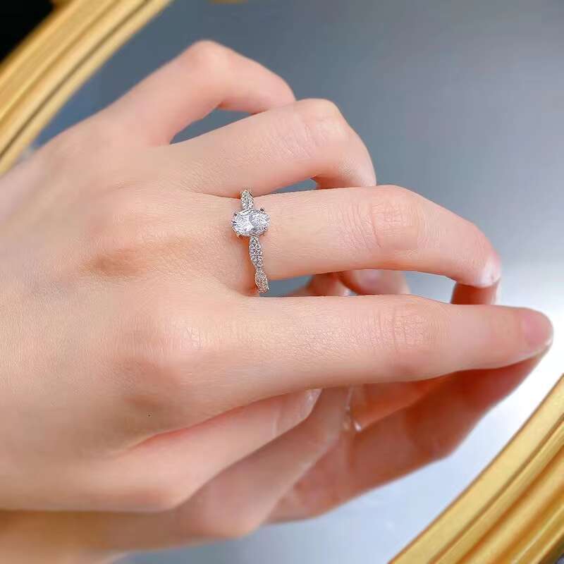 High Quality 1ct 5*7mm VVS1 D Color Oval Cut Moissanite Diamond Jewelry 925 Sterling Silver Wedding Women Rings