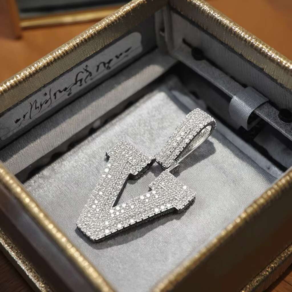 Personalized Hip Hop Silver Letter Pendant Moissanite Chain Pendant Jewelry for Men