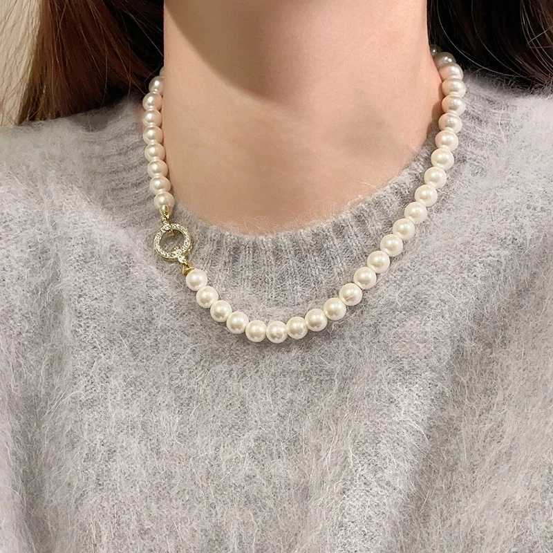 New Arrival French Elegant Micro Set Zircon Round Buckle Imitation Pearl Beaded Necklace For Womens Temperament Jewelry Sweet Accessories V250616