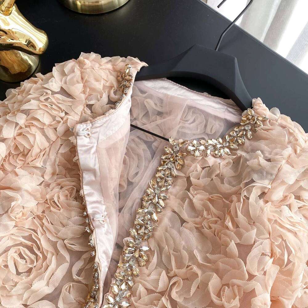 Retro Cardigan Sweet Three-Dimensional Floral Blouse Slim High Street Women Summer Fashion Crop Top