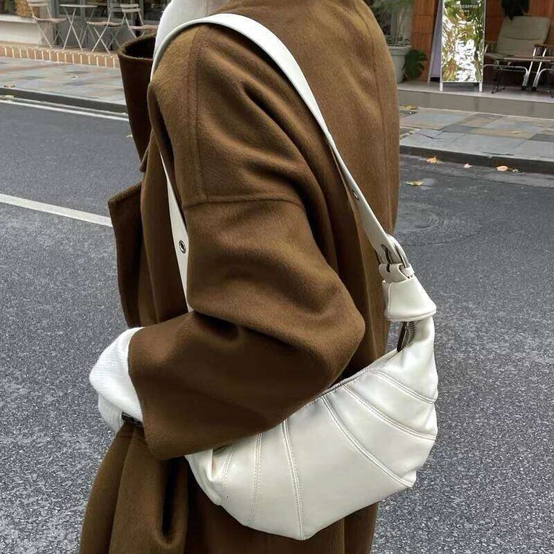 Women's Bags Designer Korean Casual Half Moon Bags For Women Designer Handbag Purse New In PU Cartoon Hanging Ornaments Underarm Shoulder