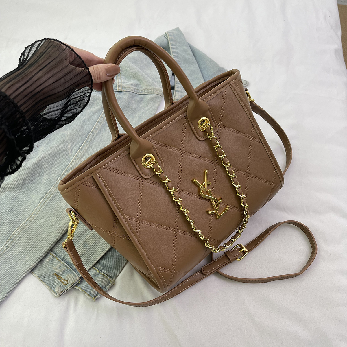 Advanced textured large capacity women's tote bag new style fashionable and versatile shoulder bag work commuting crossbody bag
