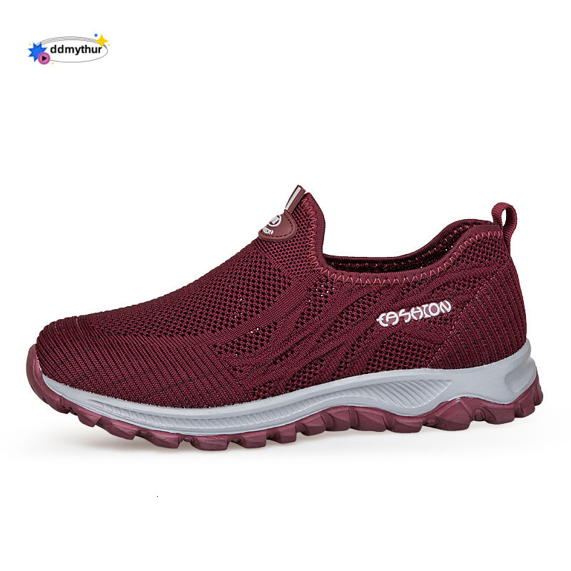 Summer New Breathable Mesh Elderly Men Women, Hollow Casual Walking for Middle-aged and Elderly, Mom Shoes ddmythur