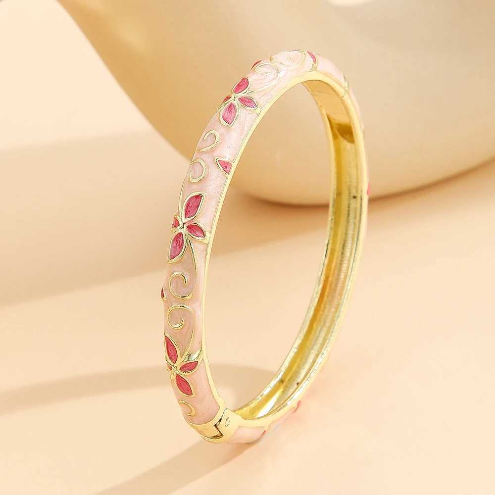 Fashion style gold plated flower pattern enamel cloisonn bangle jewelry gift item for girls women Z250616