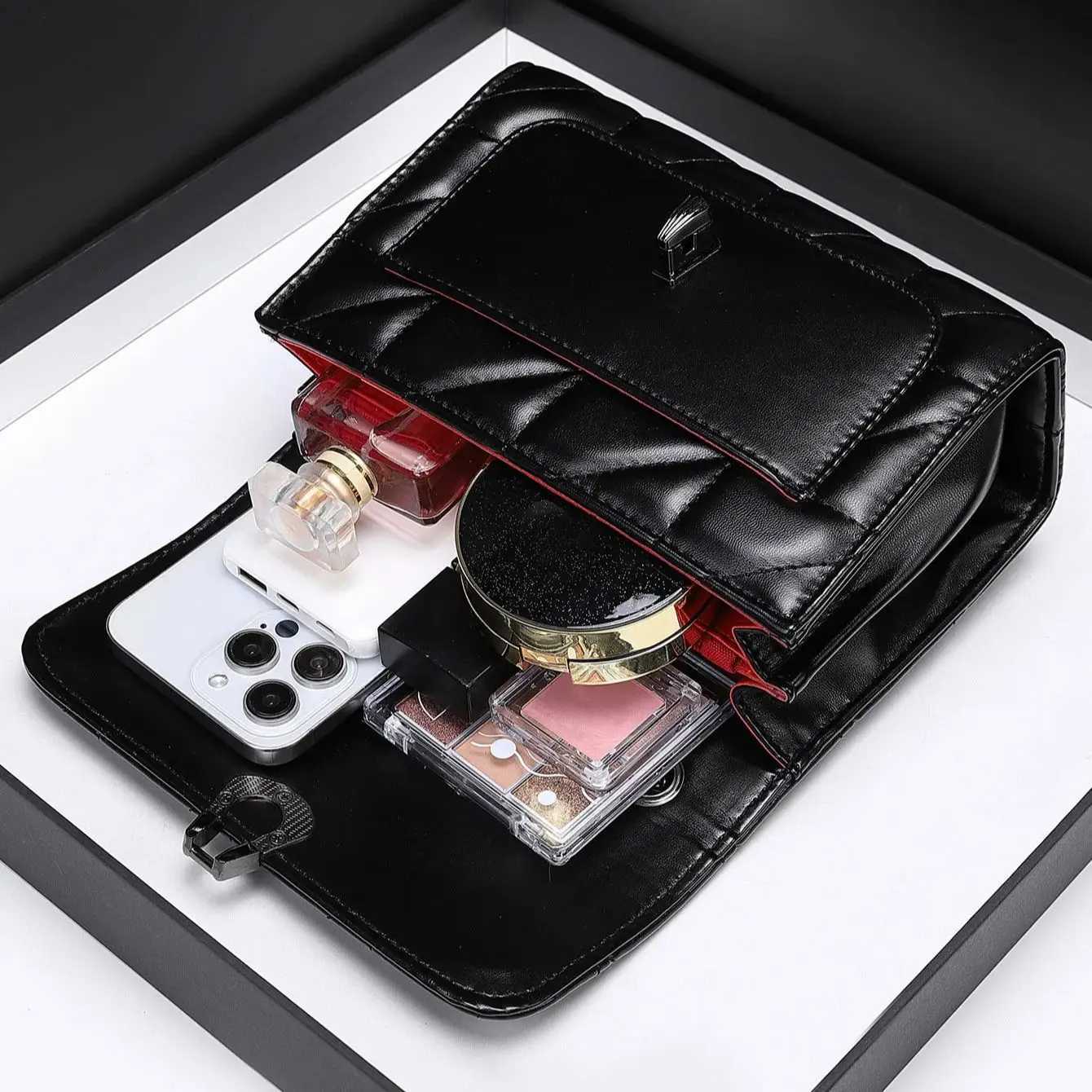 Lingge bag chain bag single shoulder bag diagonal cross style crossbody bag for women. XJ2520616