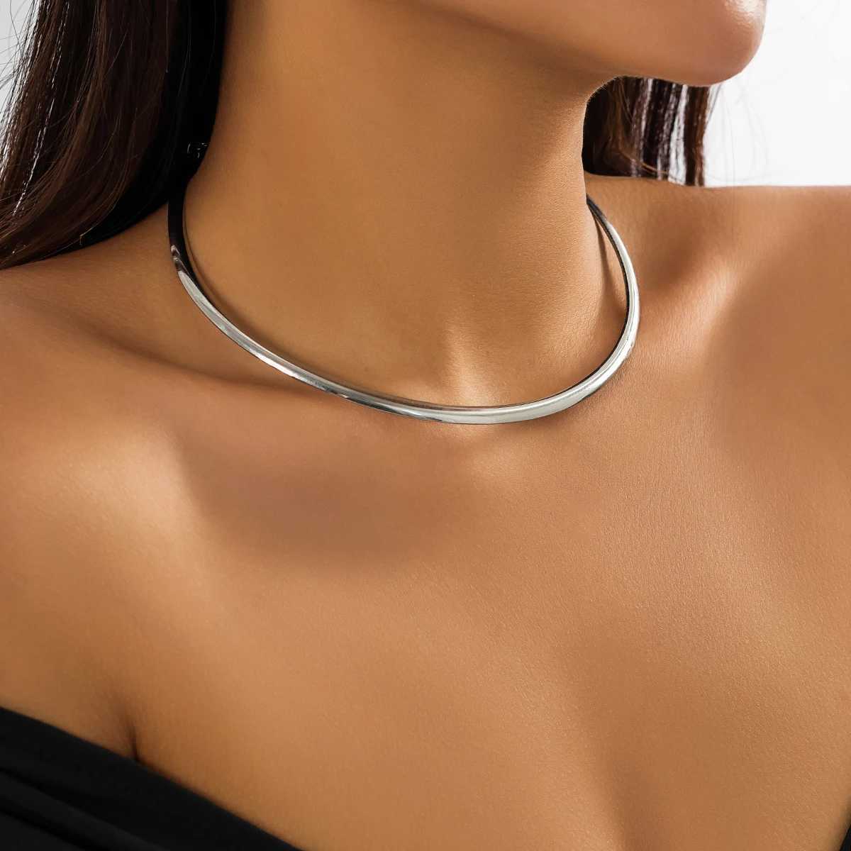 Elegant Simple Chunky Circle Torques Necklace for Women Trendy Choker Collar Fashion Jewelry on the Neck Accessories Female V250625