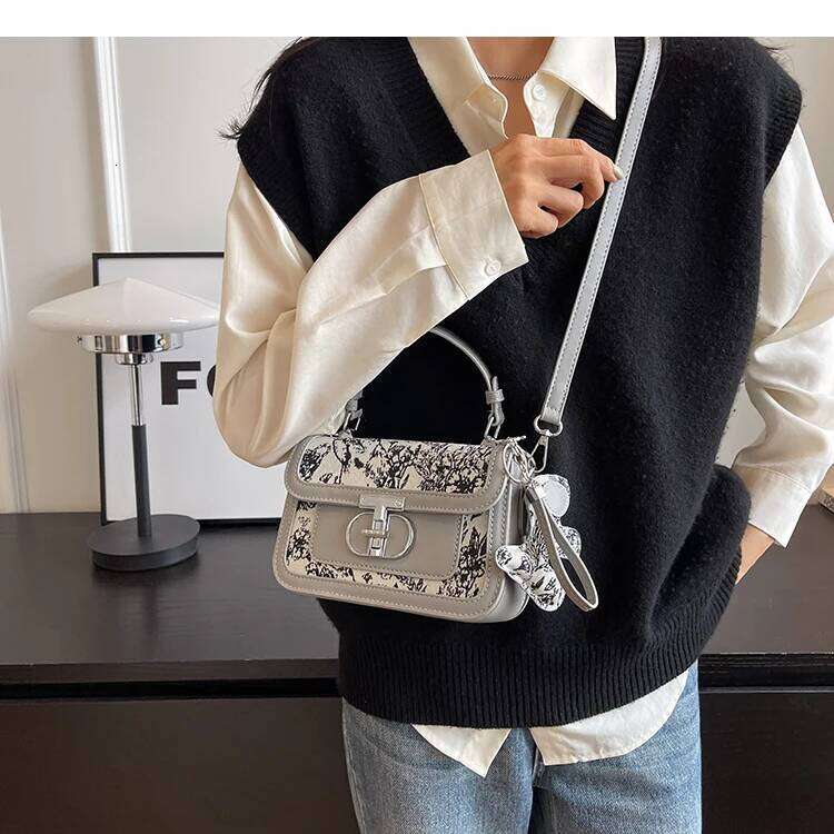 Popular Square Crossbody For Women 2023 New Designer Brand Flower Handbag Black Tote Fashion Shoulder Bag