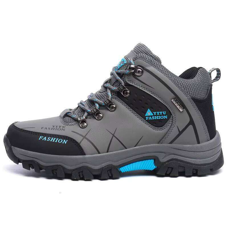 Stylish Plus Warmth: Premium Quality Russian Export Climbing Gear Featuring Thick Traction