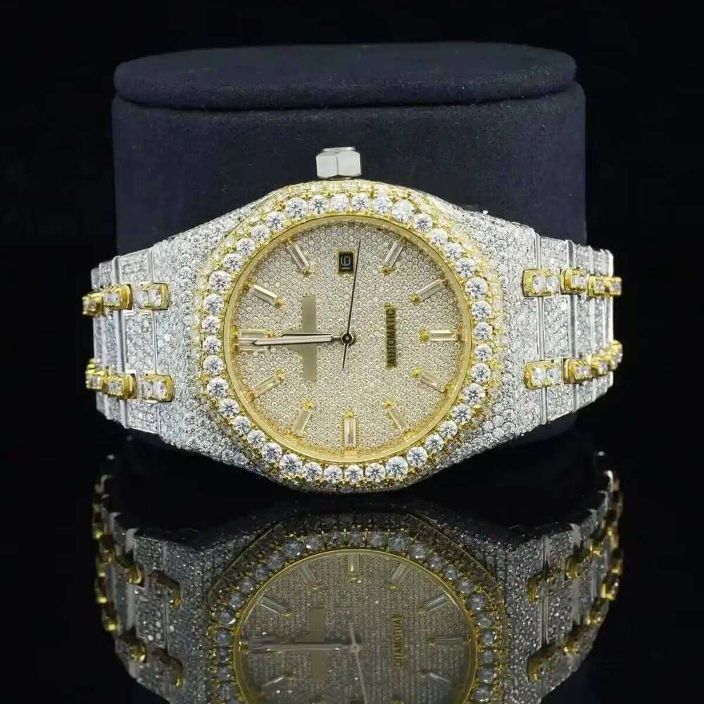 Two Tone Moissanite Dia Watch Automatic Mechanical Movement Iced Out Bust Design for Men