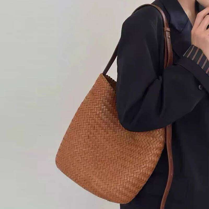 Women's Bags Designer England Style Vintage Small Bucket Bags For Women Designer Handbag And Purses New In PU Hand Woven Underarm Shoulder