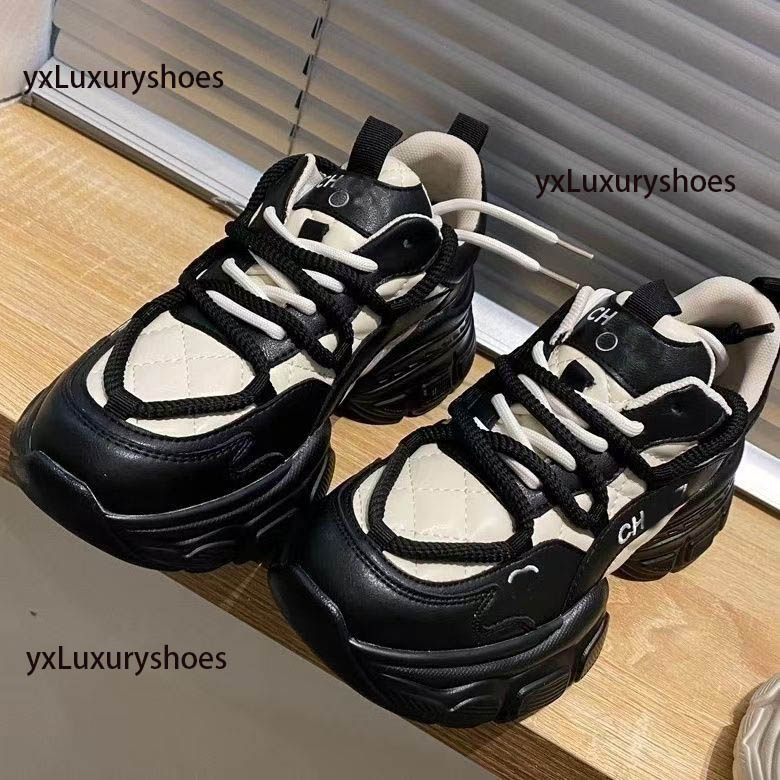 2024SS Designer shoes new CC lettered printed women's platform shoes Fashion sports shoes women's all-in-one increase casual shoes outdoor travel sports special shoes
