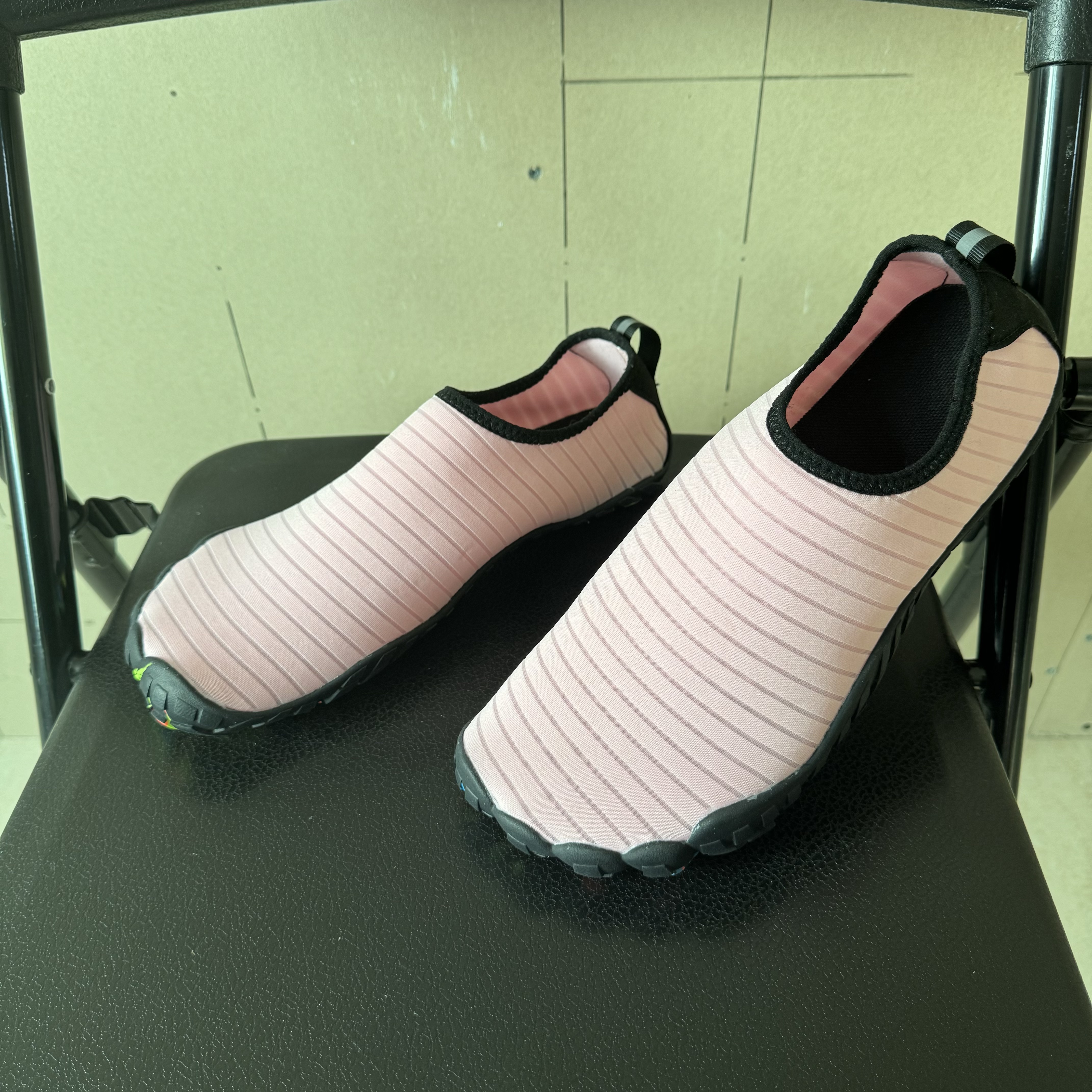 Breathable Indoor/Outdoor Couple's Yoga Footwear Perfect for Aquatic Activities