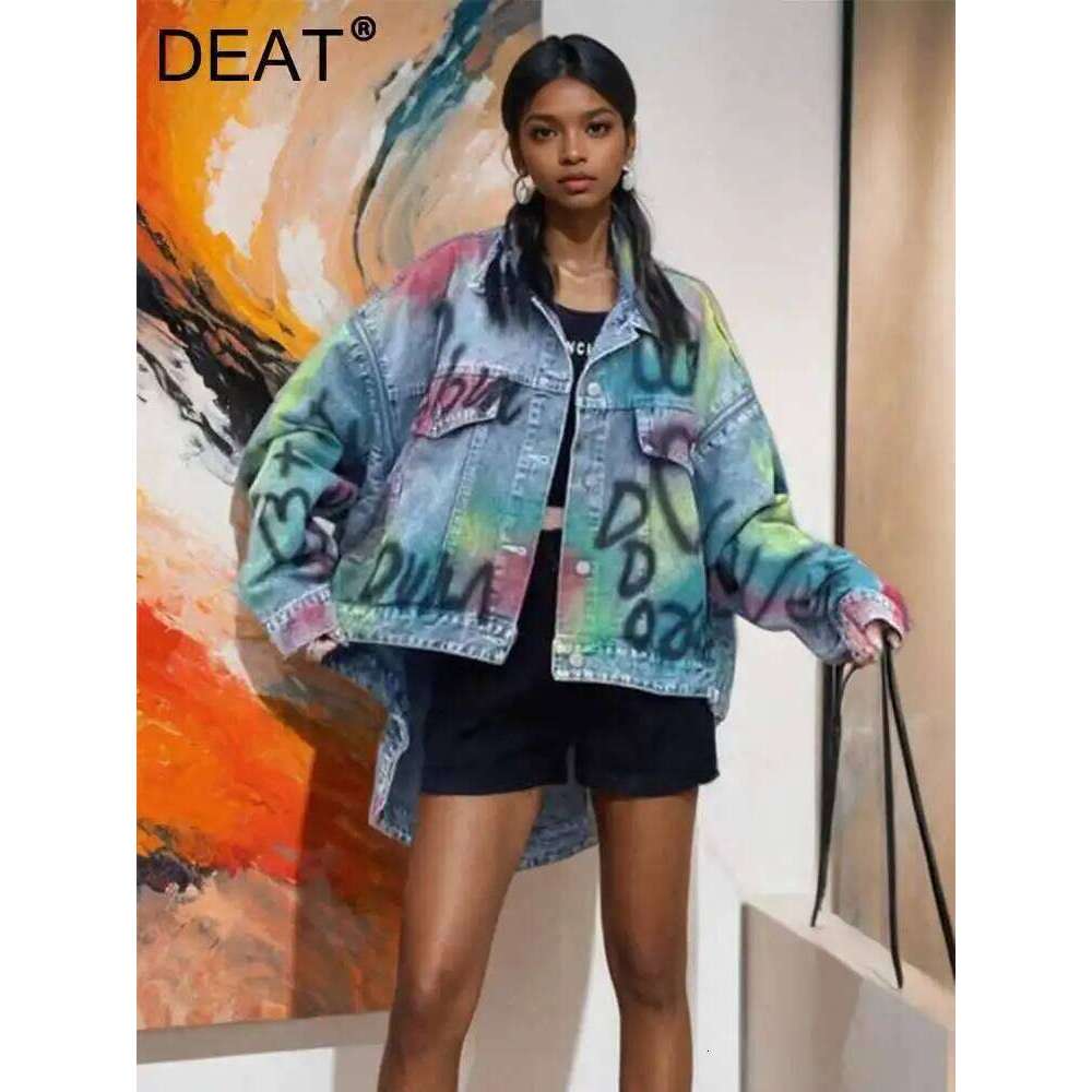 DEAT Women Denim Coat Loose Patchwork Zippers Letters Graffiti Contrast Color Irregular Jackets 2024 Summer New Fashion 33A1421