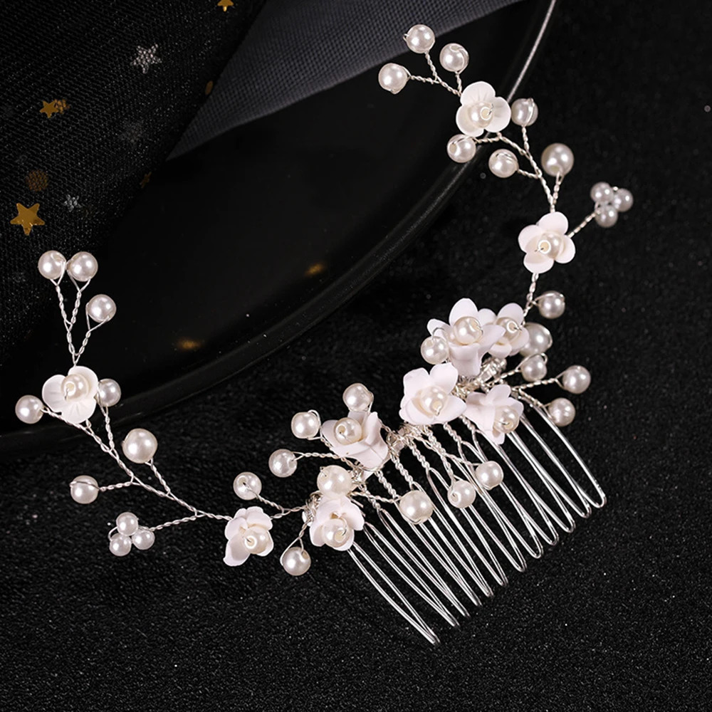 White Flower Hair Combs Handmade Pearl Hairpins Side Clips for Bride Wedding Hair Jewelry Women Girls Party Elegant Headpieces 250610