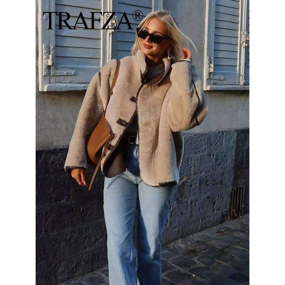 TRAFZA 2024 Women Casual Faux Fleece Loose Coat High-Collar Splicing Design Short High Street Standing Collar Jacket Streetwear