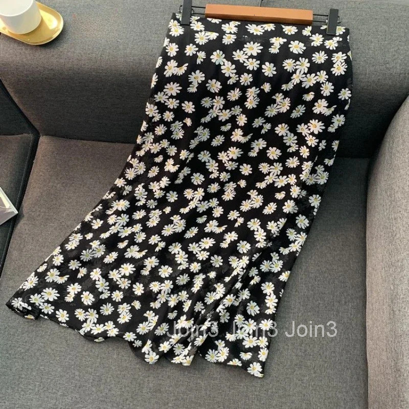 Korean Style Woman Skirt A Line Skirts For Women Casual Offer 2025 New In Streetwear Stylish Aesthetic Clothing Trend 2025 V