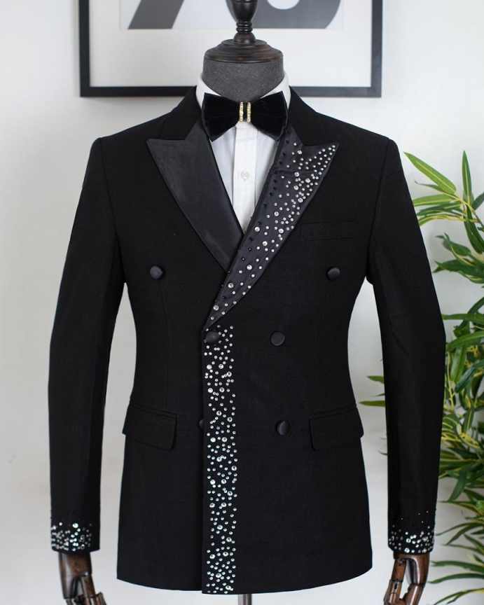 New Fashion Tuxedo Suits Sparkly Crystals Beaded Groom Wedding Suits Double Breasted Jacket Pants 2 Pieces Formal Man Party Tuxedos Customized Blazers