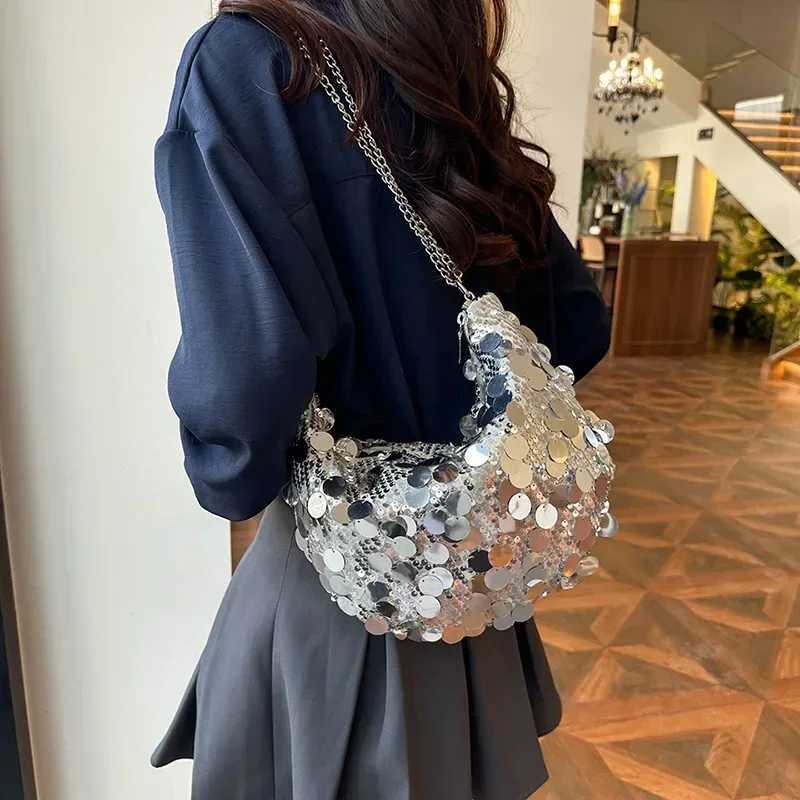 Korean Chain Sequins Crossbody Bag Evening Clutch Bag Dinner Party Wedding Purses Handbag Female Underarm Shoulder Crossbody Bag XJ2520616
