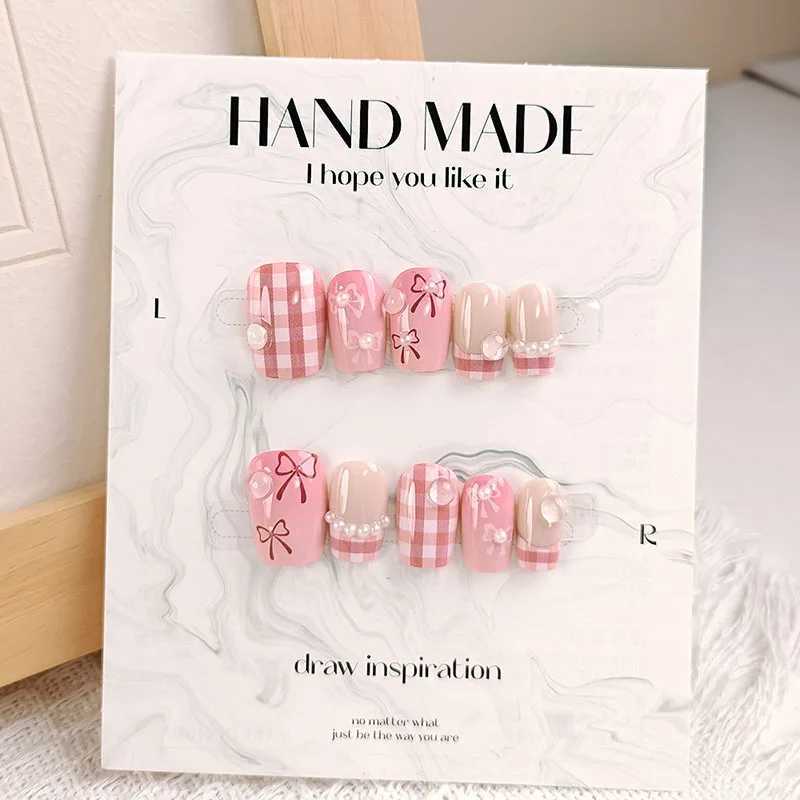 10Pcs Sweet Pink Checkerboard Handmade Nails Bow Pearl Short Coffin Fake Nail Tips for Women Girl Removable Wearable Nail Art R250616