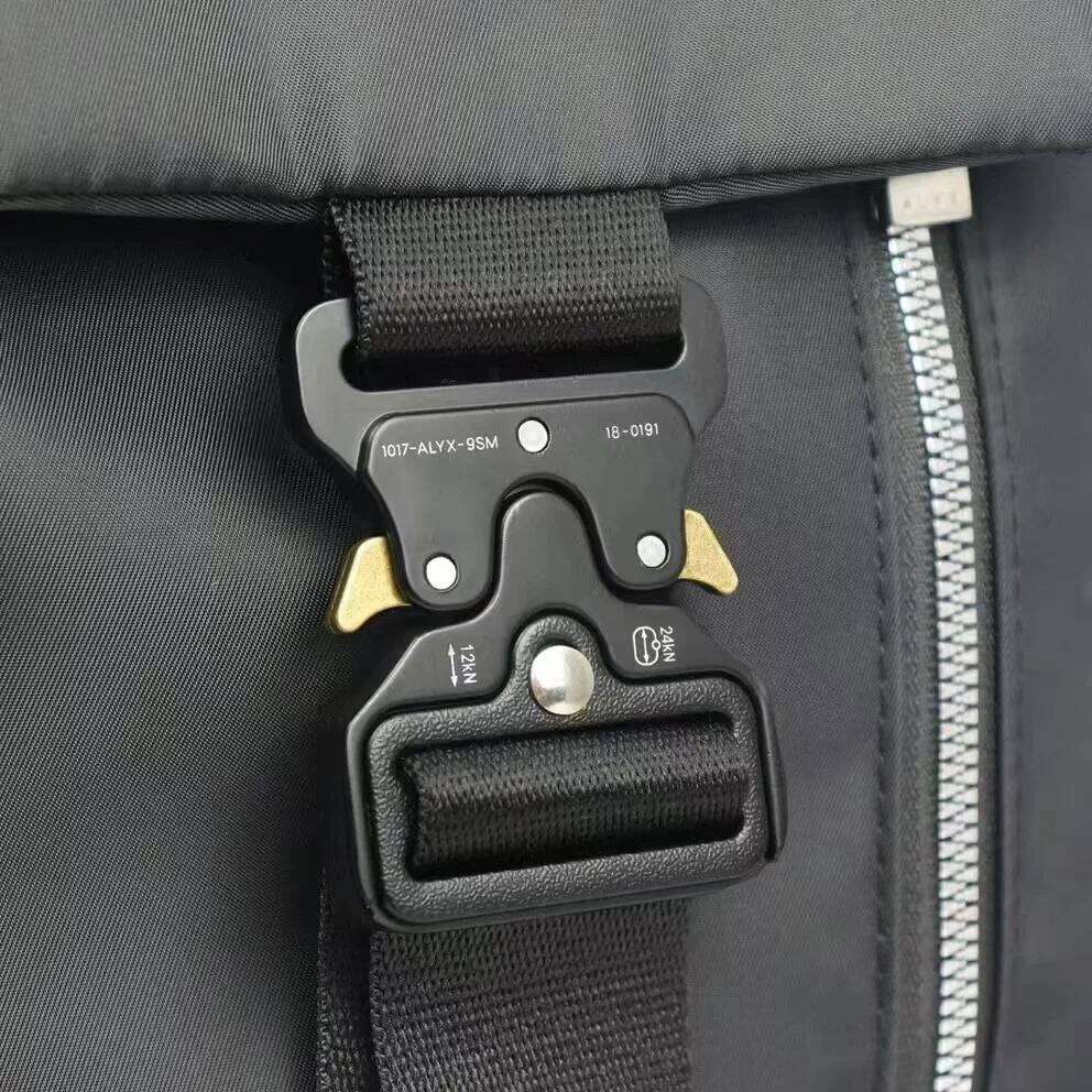 1017 ALYX 9Sm New Fashion Small Shoulder Black Metal Buckle Tactical Single Backpack Student Bag Tote