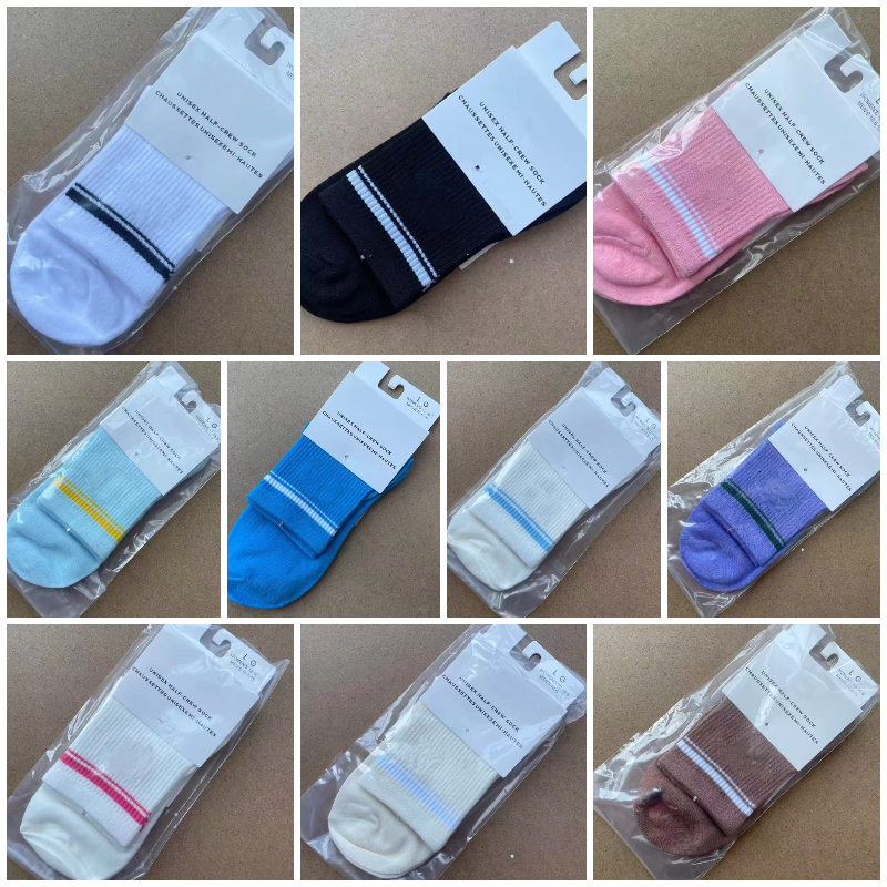 346 Women Yoga Socks Casual Sports Cotton Stocking Pilates Fitness Unisex Black and White Middle-Long Tube Socks
