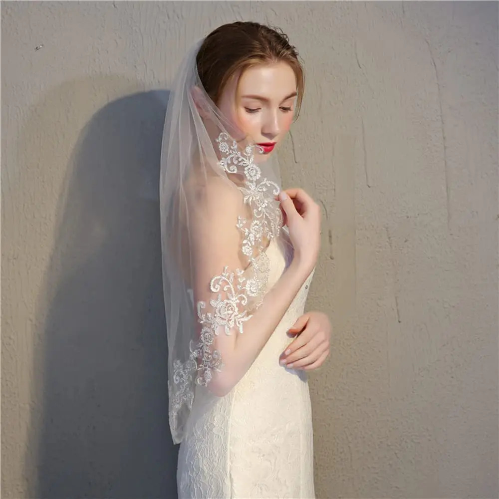 Bridal Lace Wedding for 2-Tier Appliqued Short Waist Length Bride Veil with Comb Soft Tulle Veils 250610
