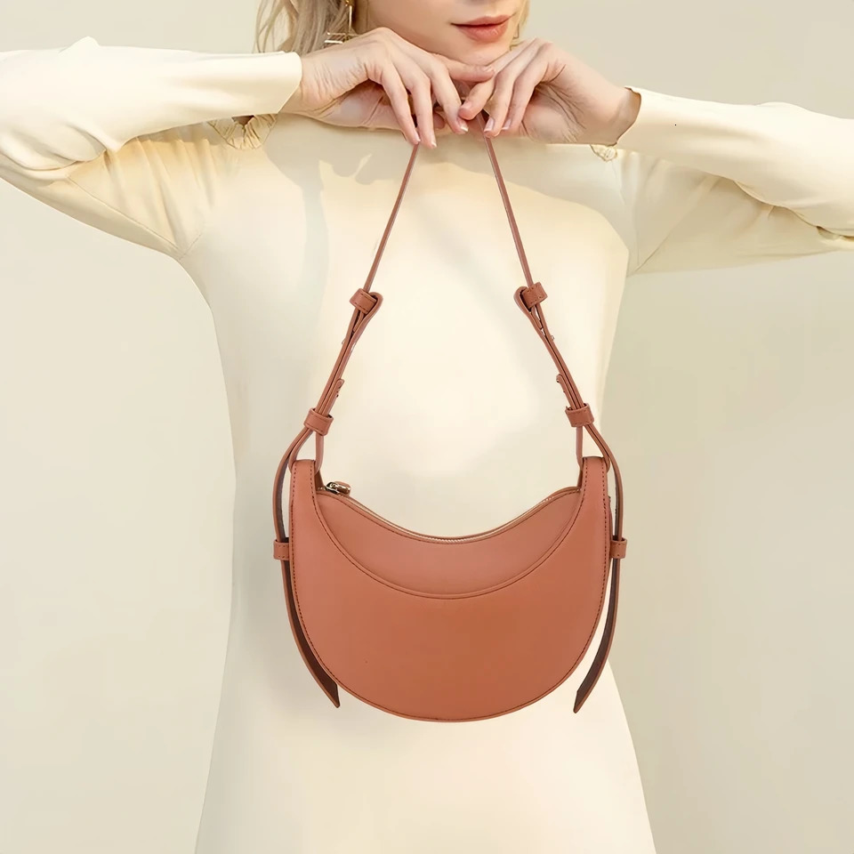 Womens Saddle Bag Vintagestyle crossbody bag with adjustable chain straps textured leather multiple pocketstan 250614