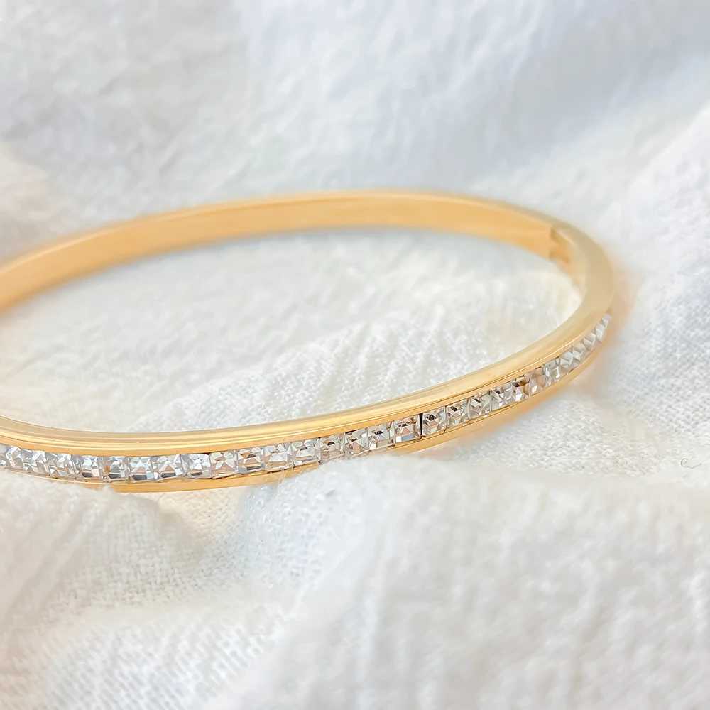 eManco Stainless Steel Jewelry Inlaid White Rhinestone Bangle Womens Waterproof Bangles 48 Hour Shipping Z250616