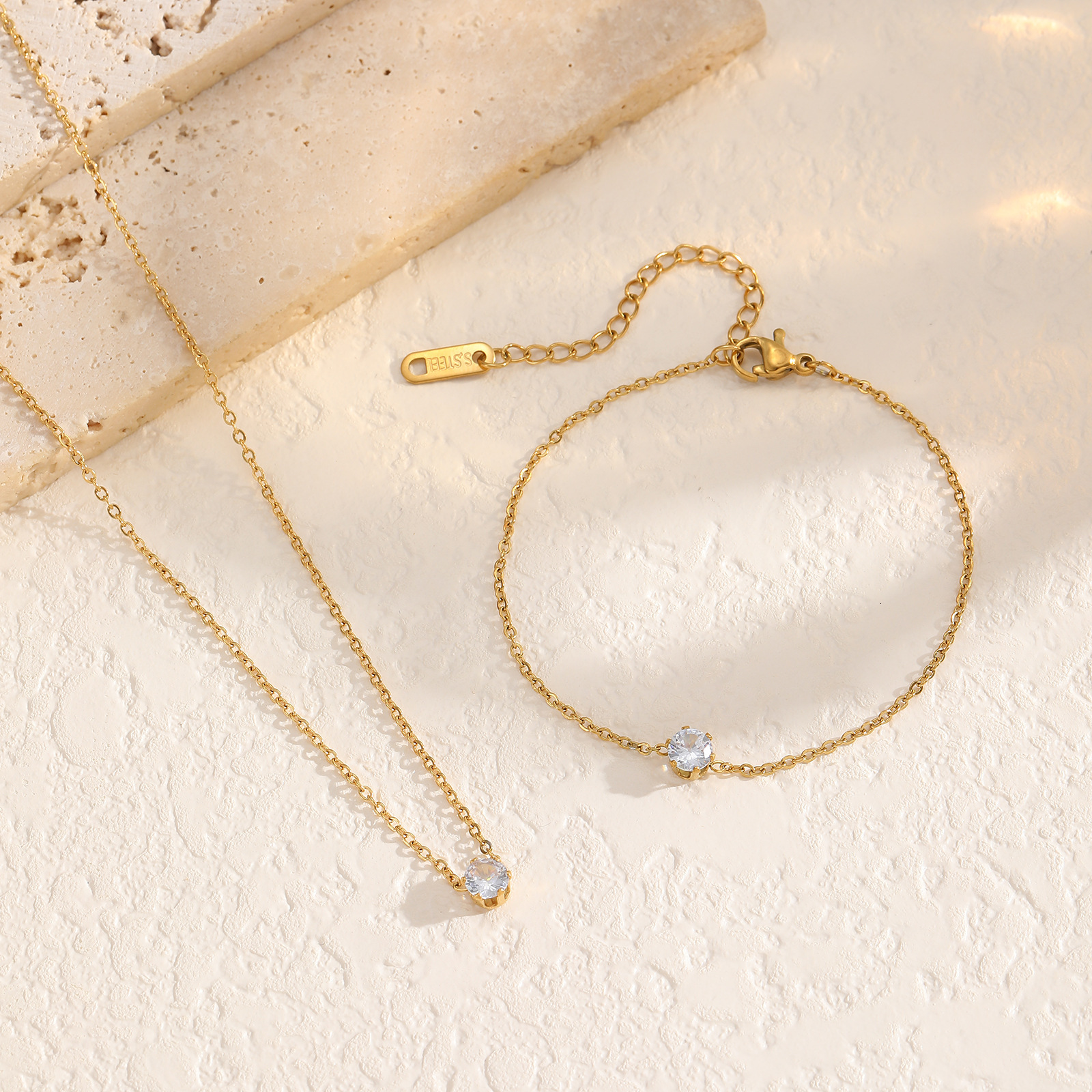 Zircon Flower Women's Fashion Versatile Set Stainless Steel Inlaid Dia Necklace