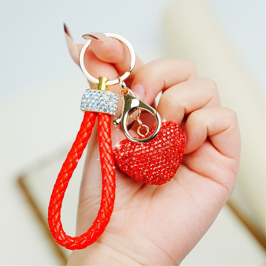 Diamond encrusted sparkling heart keychain full of diamonds peach heart car key pendant cute car keys, handbags and backpacks decorative jewellery gir