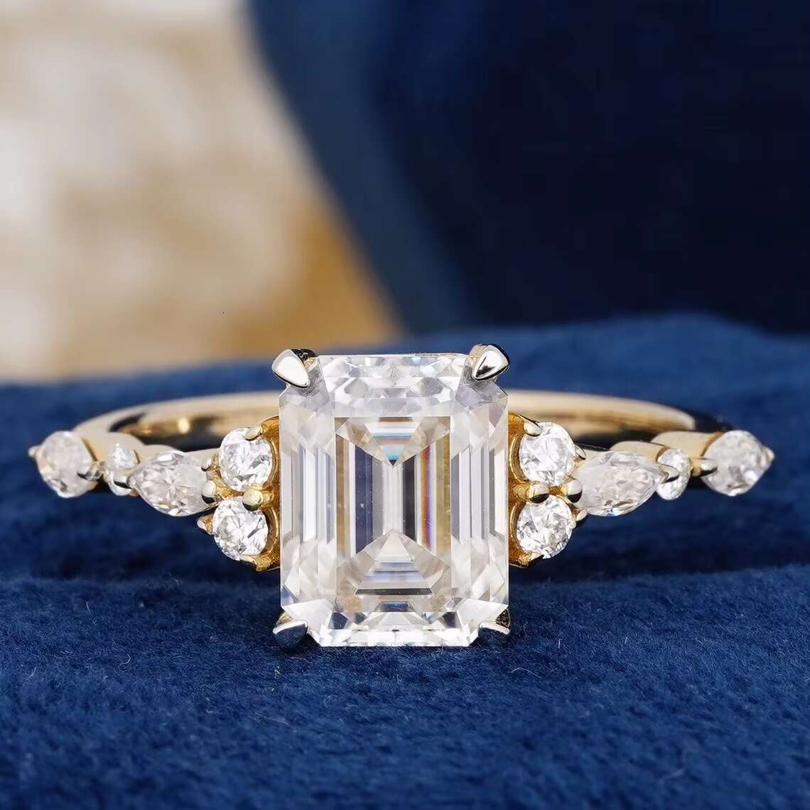 14k Real Gold 2.30Ct Emerald Cut Moissanite Diamond Studded Cluster Rings for Men and Women Fine Jewelry Collections