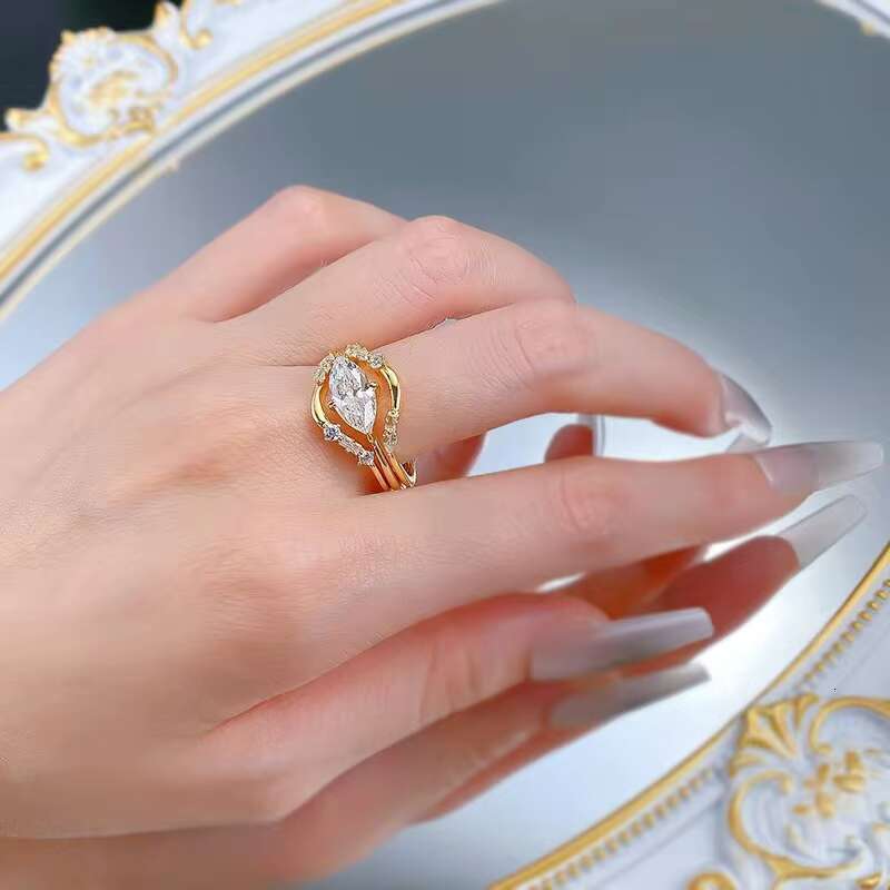 High Quality 2ct Marquise Cut Moissanite Diamond VVS D Color 925 Sterling Silver 18K Gold Plated Fashion Ring Set for Women