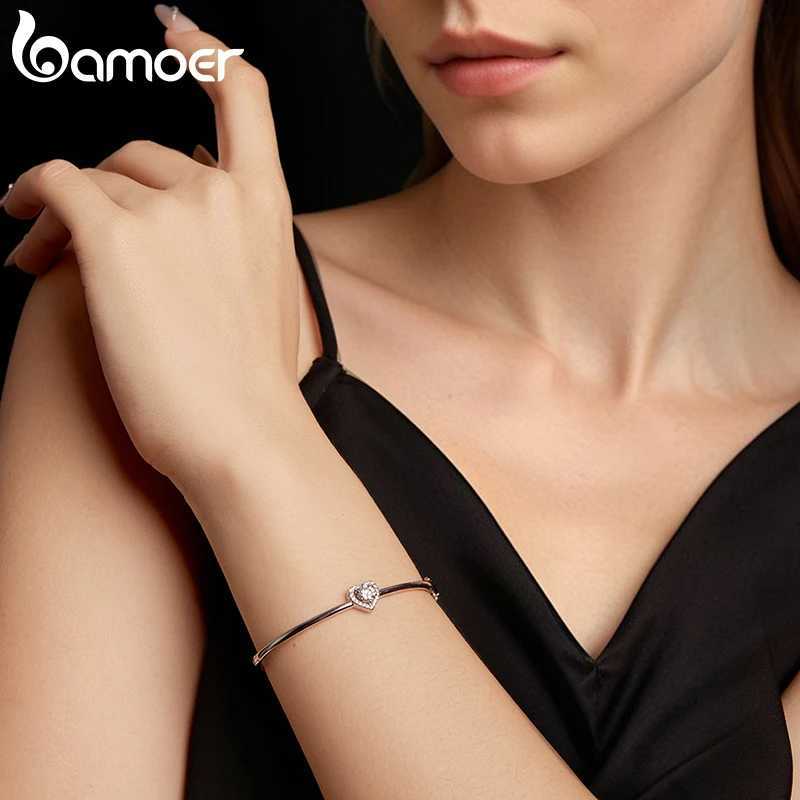 BAMOER 0.5CT Hollowed Heart Moissanite Round Cut D Color Wrist Cuff Bangle 925 Sterling Silver for Women Wedding Gift Z250616