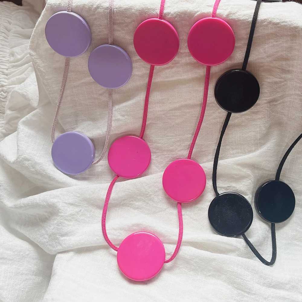 New Arrival Summer Spring Colorful Acrylic Resin Big Disc Pendant Long Necklace For Women Beach Jewelry Black White Bead Choker V250616