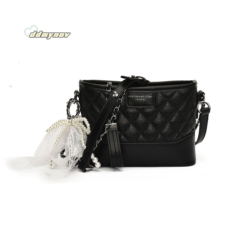 Quilted Chain Small Square 2025 Spring New Korean Version Versatile Crossbody Simple Casual Street Style Bag ddmynov ddmynov ddmynov