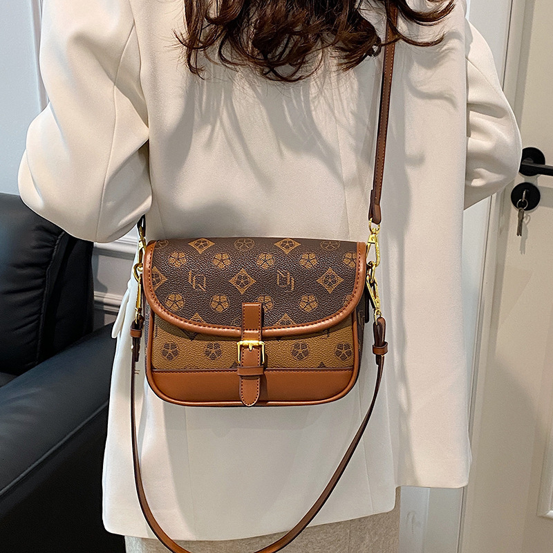 designer High-end Retro Print Small Square Bag for Women 2025 New Cross-border Commuter Underarm Bag Versatile Shoulder Crossbody Bag