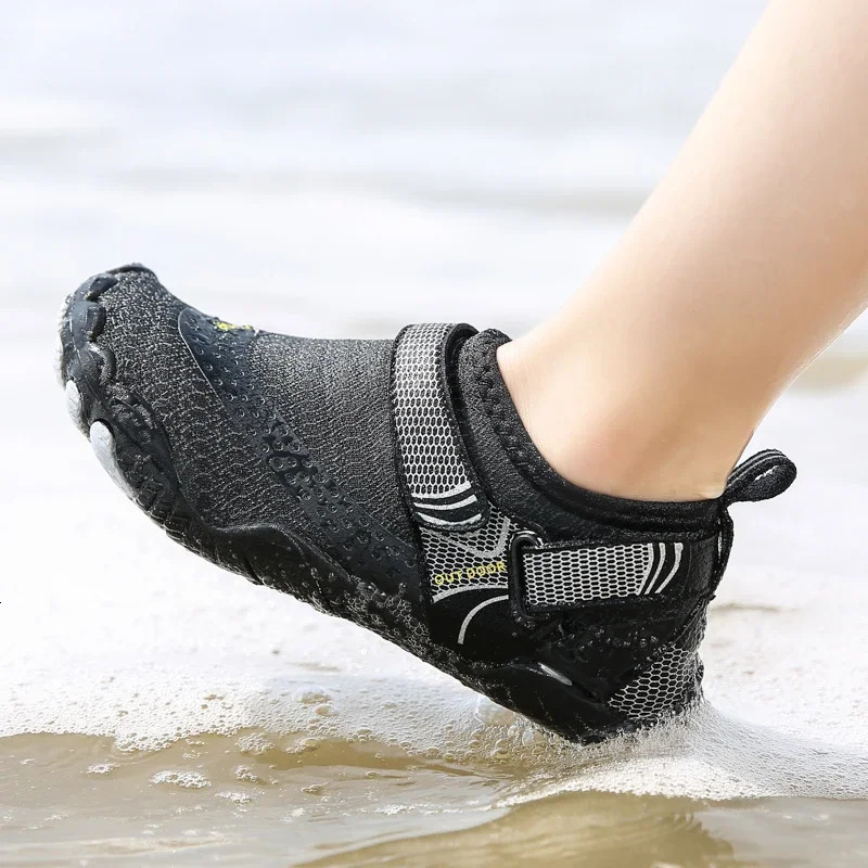 s Aqua Shoes Summer Beach Five Fingers Barefoot Water Shoes Swimming Lightweight Non-slip Seaside River ren Sneakers 250609