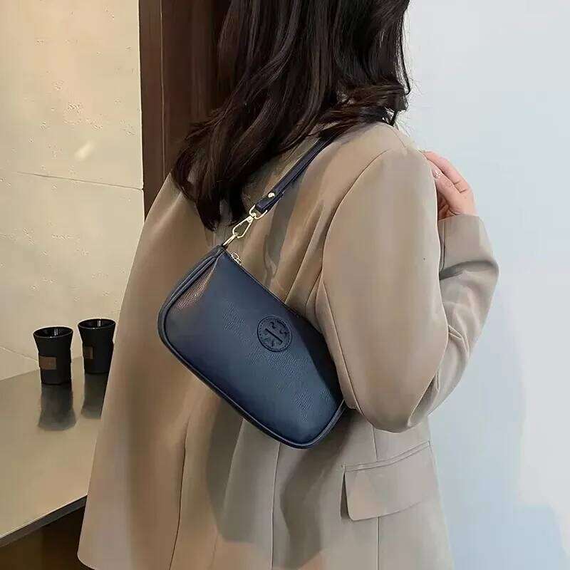 Designer Paris Fashion Shopper Bag - Unique Leather Crossbody Messenger with Chain Strap Vintage Minimalist Large Capacity Tote