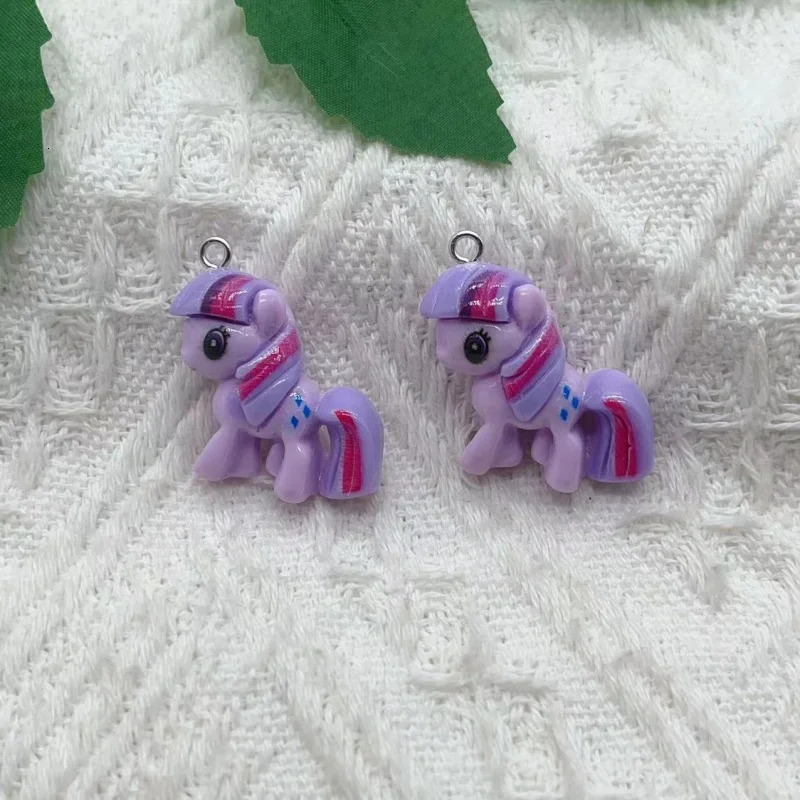 10pcs Resin Animal Charm Pendant Necklace Keychain DIY Handmade Keychain Necklace Cute Earrings Charm 250609